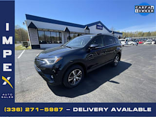2018 Toyota RAV4 XLE JTMRFREV9JJ729754 2018 Toyota RAV4 XLE