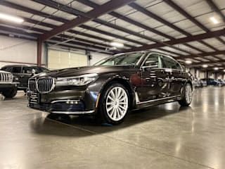 2017 BMW 7 Series WBA7E4C55HGU99635 2017 BMW 7 Series