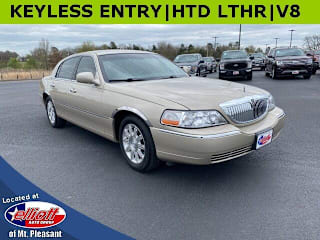 2010 Lincoln Town Car 2LNBL8CV7AX751522 2010 Lincoln Town Car