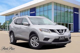 2014 Nissan Rogue SV 5N1AT2MT2EC827379 2014 Nissan Rogue SV