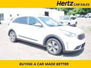 2019 Kia Niro LX KNDCB3LC3K5219104 2019 Kia Niro LX