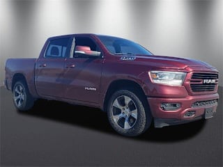2019 Ram Pickup 1500 1C6SRFFT5KN823667 2019 Ram Pickup 1500