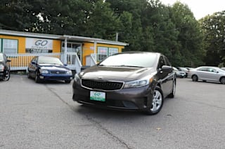 2017 Kia Forte LX 3KPFK4A73HE027512 2017 Kia Forte LX