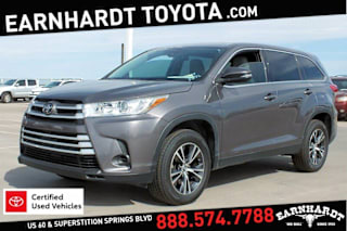 2019 Toyota Highlander LE 5TDZZRFH1KS305246 2019 Toyota Highlander LE