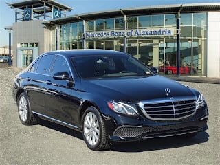 2017 Mercedes-Benz E-Class WDDZF4KB7HA207198 2017 Mercedes-Benz E-Class