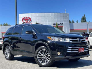 2019 Toyota Highlander XLE 5TDJZRFH3KS595406 2019 Toyota Highlander XLE