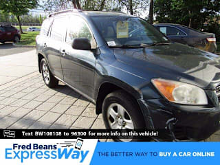 2011 Toyota RAV4 Base 2T3BF4DV6BW108108 2011 Toyota RAV4 Base