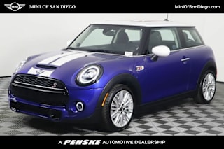 2020 MINI Hardtop 2 Door WMWXR5C06L2M10157 2020 MINI Hardtop 2 Door