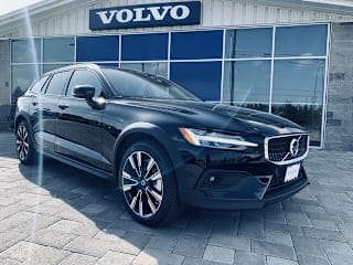 2021 Volvo V60 Cross Country T5 YV4102WK9M1074670 2021 Volvo V60 Cross Country T5
