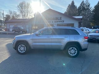 2018 Jeep Grand Cherokee Laredo 1C4RJFAG5JC119634 2018 Jeep Grand Cherokee Laredo