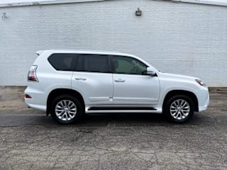 2016 Lexus GX 460 JTJBM7FXXG5123986 2016 Lexus GX 460