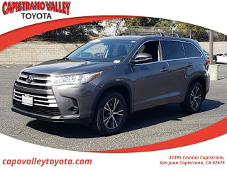2018 Toyota Highlander LE 5TDZARFH1JS036784 2018 Toyota Highlander LE