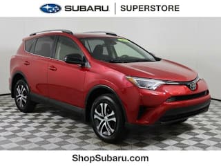 2017 Toyota RAV4 LE JTMBFREV7HJ164948 2017 Toyota RAV4 LE