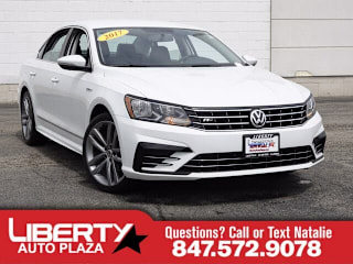 2017 Volkswagen Passat 1.8T R-Line 1VWDT7A34HC008300 2017 Volkswagen Passat 1.8T R-Line