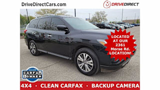 2017 Nissan Pathfinder S 5N1DR2MM7HC653527 2017 Nissan Pathfinder S