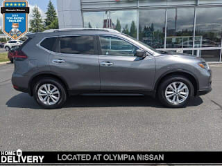 2018 Nissan Rogue S 5N1AT2MV8JC768382 2018 Nissan Rogue S