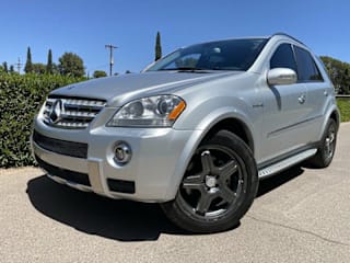 2008 Mercedes-Benz M-Class ML 550 4JGBB72E28A416282 2008 Mercedes-Benz M-Class ML 550