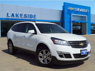 2017 Chevrolet Traverse LT 1GNKRHKD1HJ344141 2017 Chevrolet Traverse LT