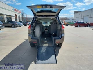 2012 Toyota Sienna 5TDYK3DC5CS180791 2012 Toyota Sienna