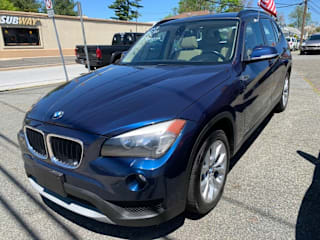 2013 BMW X1 xDrive28i WBAVL1C50DVR84847 2013 BMW X1 xDrive28i