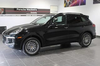 2017 Porsche Cayenne S WP1AB2A20HLA52635 2017 Porsche Cayenne S
