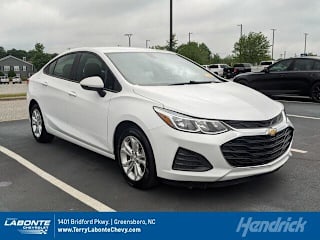 2019 Chevrolet Cruze LS 1G1BC5SM8K7152821 2019 Chevrolet Cruze LS
