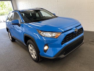 2021 Toyota RAV4 2T3W1RFV7MW123360 2021 Toyota RAV4