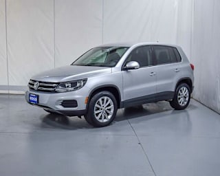 2017 Volkswagen Tiguan 2.0T Limited S 4Motion WVGBV7AX3HK050546 2017 Volkswagen Tiguan 2.0T Limited S 4Motion