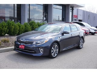 2018 Kia Optima S 5XXGT4L33JG255681 2018 Kia Optima S