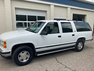 1994 GMC Suburban K1500 1GKFK16K4RJ703115 1994 GMC Suburban K1500