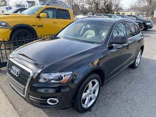 2011 Audi Q5 2.0T quattro Premium Plus WA1LFAFP4BA113916 2011 Audi Q5 2.0T quattro Premium Plus