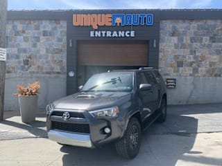 2018 Toyota 4Runner SR5 JTEBU5JR2J5509692 2018 Toyota 4Runner SR5
