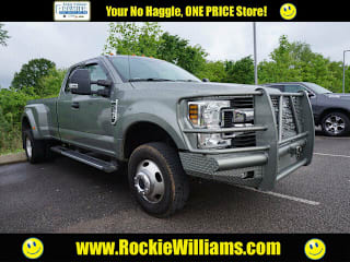 2019 Ford F-350 Super Duty XLT 1FT8X3D61KEE40863 2019 Ford F-350 Super Duty XLT