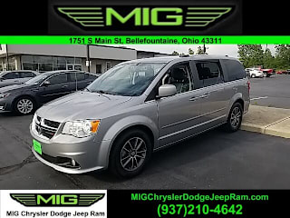 2017 Dodge Grand Caravan SXT 2C4RDGCG2HR596047 2017 Dodge Grand Caravan SXT