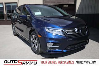 2018 Honda Odyssey Touring 5FNRL6H83JB034352 2018 Honda Odyssey Touring