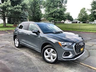 2019 Audi Q3 2.0T quattro Premium WA1AECF34K1077065 2019 Audi Q3 2.0T quattro Premium