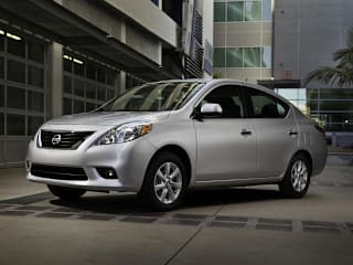 2014 Nissan Versa 1.6 SV 3N1CN7AP4EL822736 2014 Nissan Versa 1.6 SV