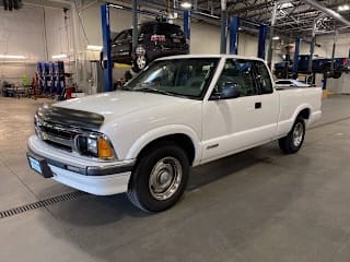 1994 Chevrolet S-10 LS 1GCCS19W7R8126276 1994 Chevrolet S-10 LS