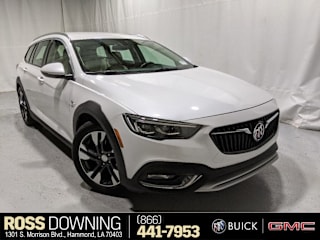 2019 Buick Regal TourX Essence W04GV8SX6K1011018 2019 Buick Regal TourX Essence