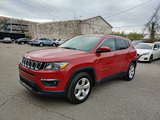 2019 Jeep Compass Latitude 3C4NJCBB9KT715996 2019 Jeep Compass Latitude