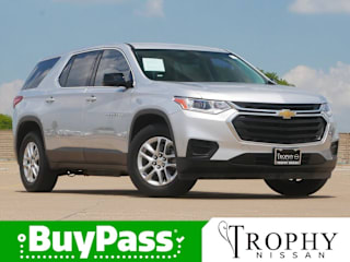 2018 Chevrolet Traverse LS 1GNERFKW8JJ112922 2018 Chevrolet Traverse LS