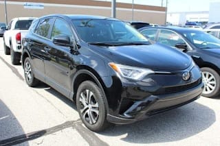 2018 Toyota RAV4 2T3BFREVXJW773801 2018 Toyota RAV4