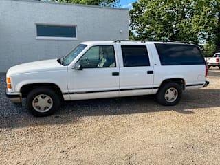 1997 GMC Suburban C1500 3GKEC16R1VG523768 1997 GMC Suburban C1500