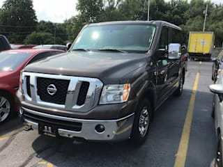 2018 Nissan NV Passenger 3500 HD SL 5BZAF0AA8JN850263 2018 Nissan NV Passenger 3500 HD SL