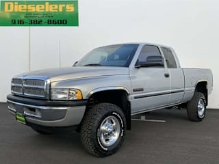 2000 Dodge Ram Pickup 2500 ST 1B7KF236XYJ132742 2000 Dodge Ram Pickup 2500 ST