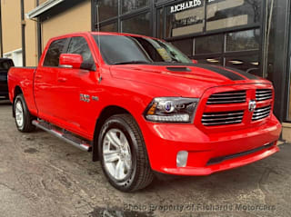 2017 Ram Pickup 1500 1C6RR7UT3HS725531 2017 Ram Pickup 1500