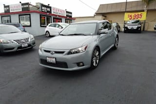 2011 Scion tC Base JTKJF5C72B3019071 2011 Scion tC Base