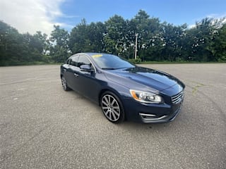 2015 Volvo S60 T5 Drive-E Premier YV126MFKXF1335996 2015 Volvo S60 T5 Drive-E Premier