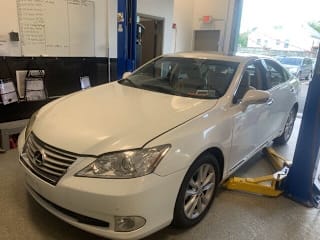 2011 Lexus ES 350 Base JTHBK1EG2B2432738 2011 Lexus ES 350 Base