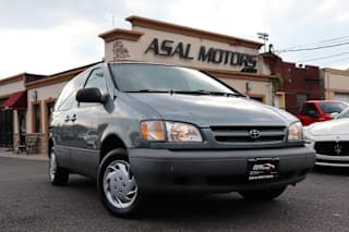 2000 Toyota Sienna LE 4T3ZF13C0YU186048 2000 Toyota Sienna LE